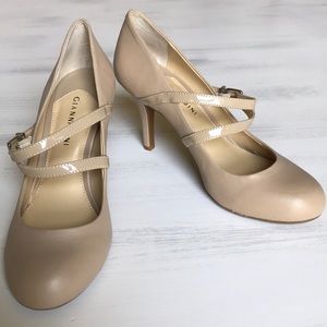 Gianni Bini closed toe nude heels